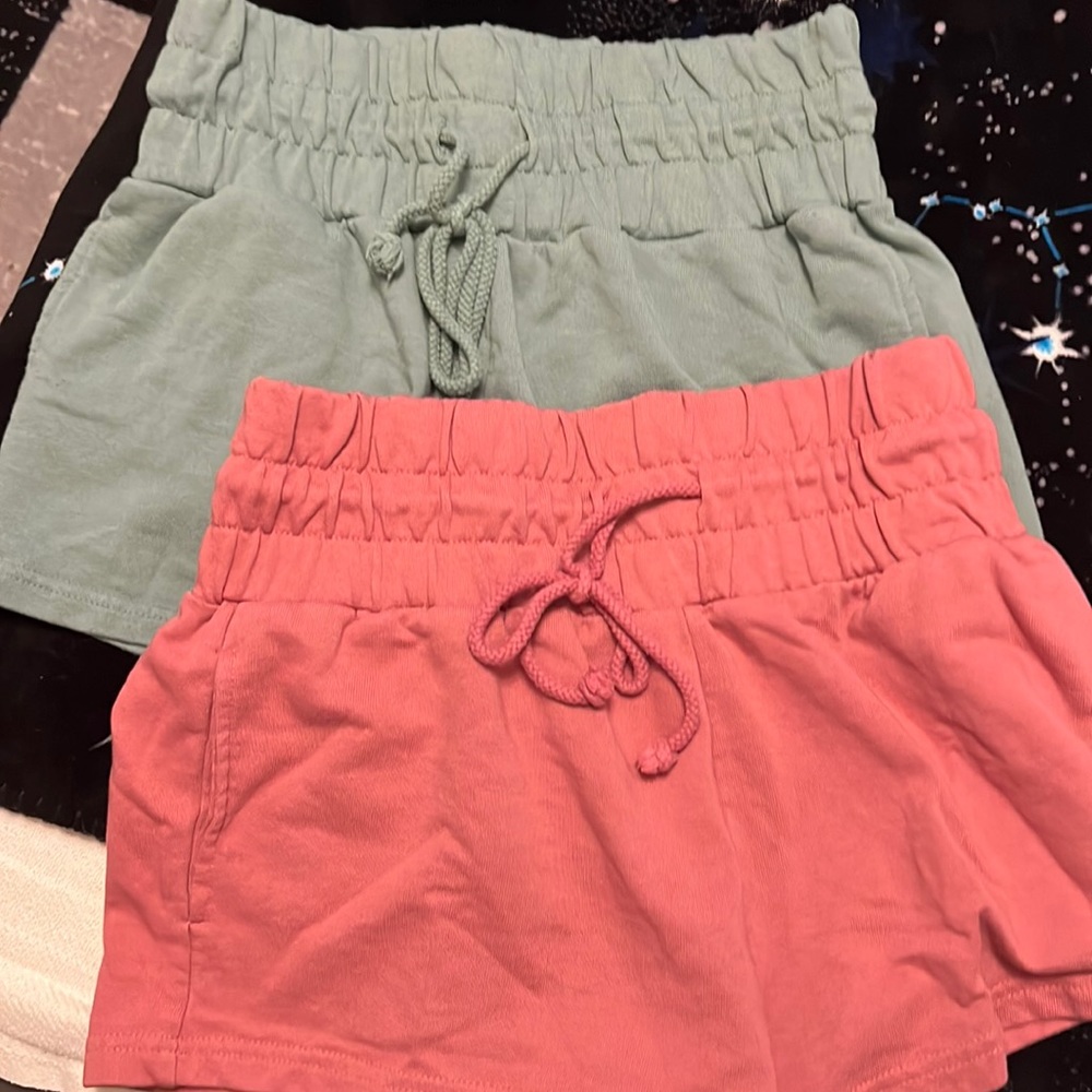 Wash but never worn wide waste banded shorts